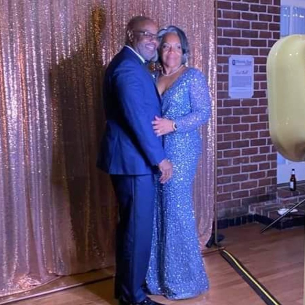 LIKE THIS LISTING TO BE NOTIFIED OF MY LIVE SHOWS